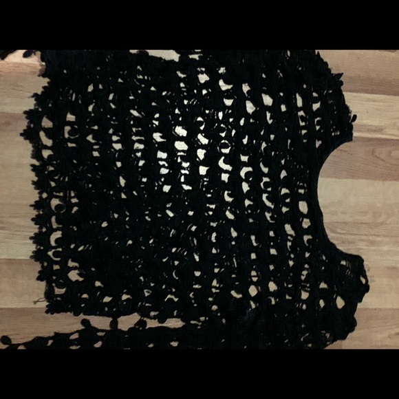 See through black top 🤩 - Picture 3 of 3